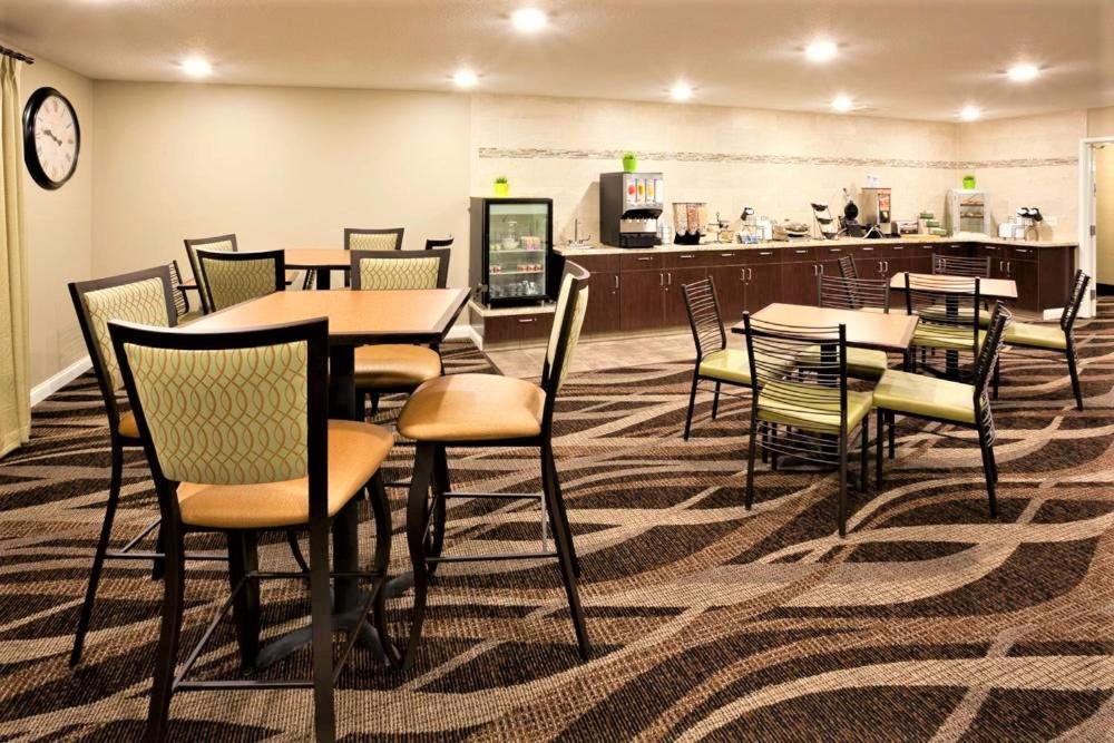 Amerivu Inn And Suites - Chisago City المظهر الخارجي الصورة