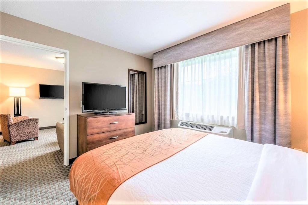 Amerivu Inn And Suites - Chisago City المظهر الخارجي الصورة
