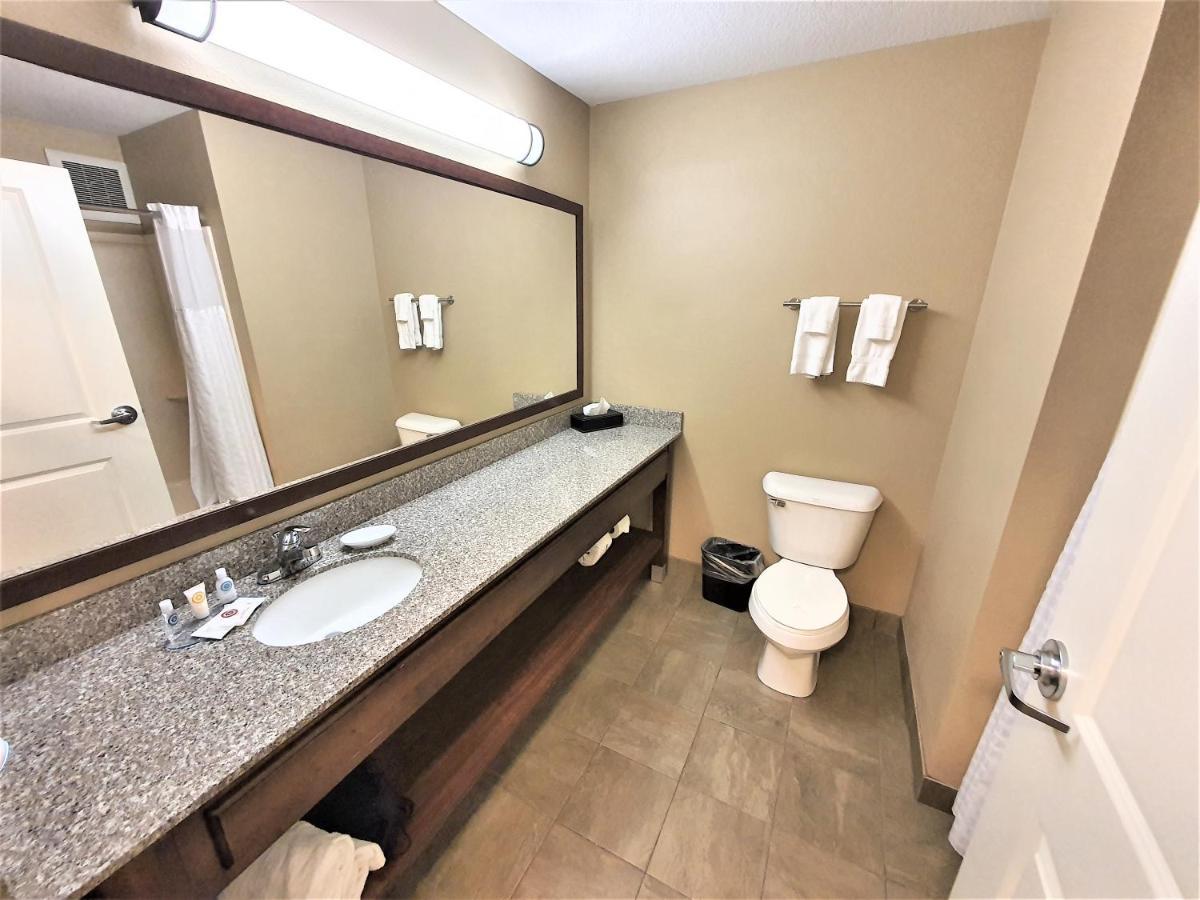 Amerivu Inn And Suites - Chisago City المظهر الخارجي الصورة