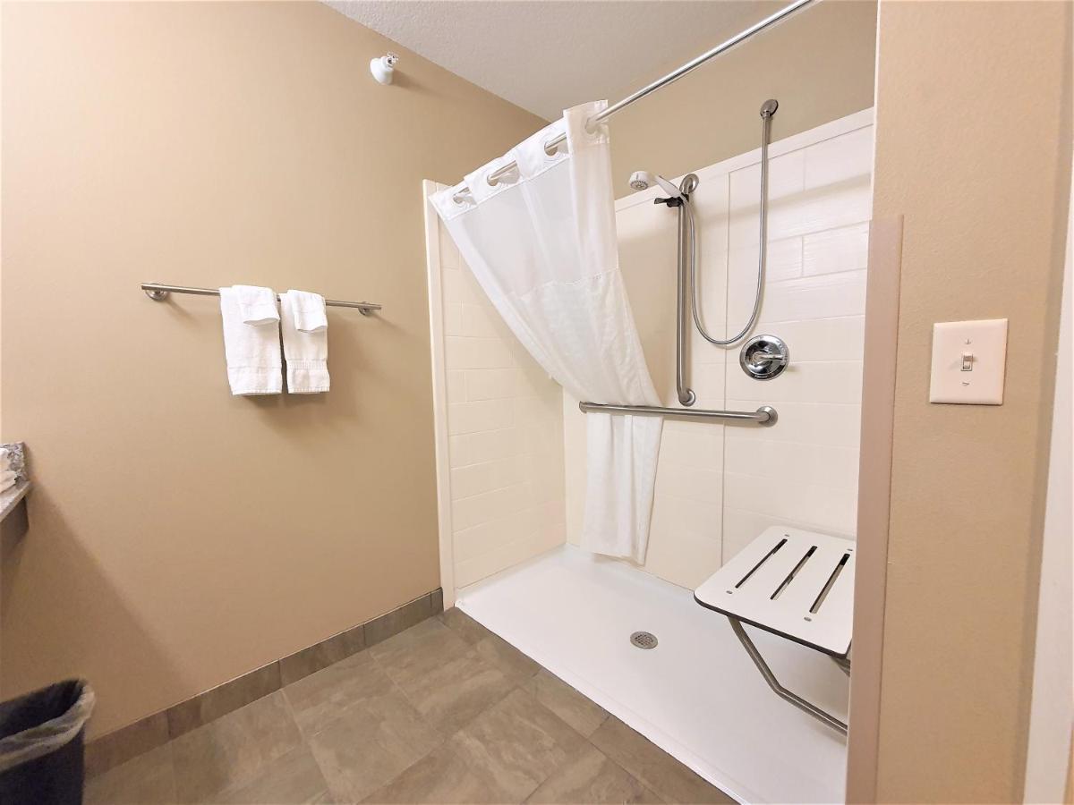 Amerivu Inn And Suites - Chisago City المظهر الخارجي الصورة